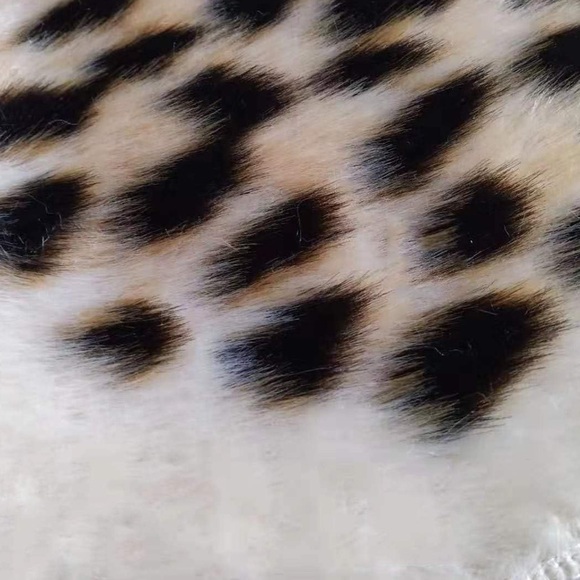Amazon Large Leopard Print Cowhide Rug - Picture 4 of 4